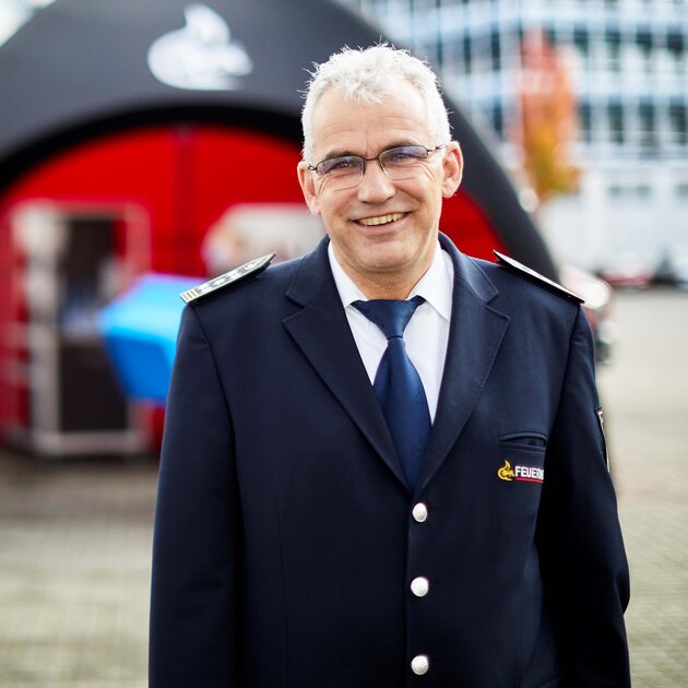 Peter Schwinn, Kommandant a.D. der Feuerwehr Offenburg Peter Schwinn, Kommandant a.D. der Feuerwehr Offenburg
