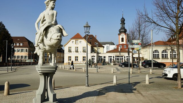 Brauhaus zum Ritter Brauhaus zum Ritter spült mit Haubenspülmaschine M-iClean H
