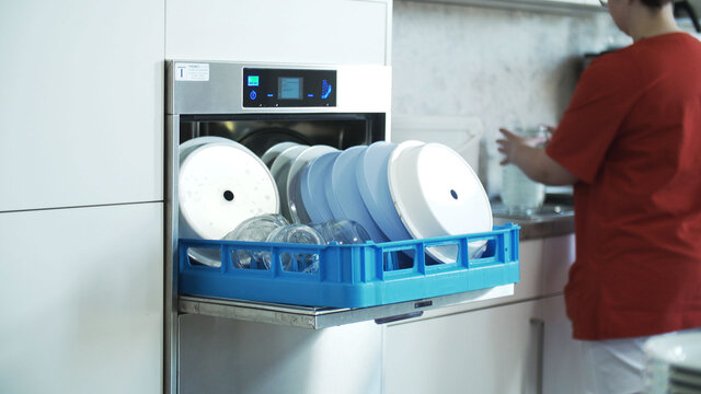 Sisters Association Dudweiler M-iClean U Reference MEIKO Dudweiler